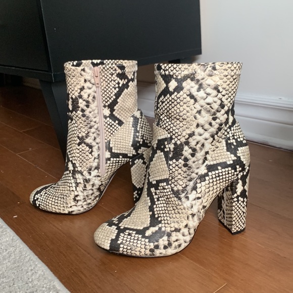 Call it Spring Faux snake skin booties - Picture 4 of 4